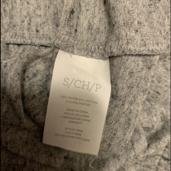 Cabi Style 3060 Small Heathered Gray V Neck Long Sleeve Placket Top - Picture 3 of 8